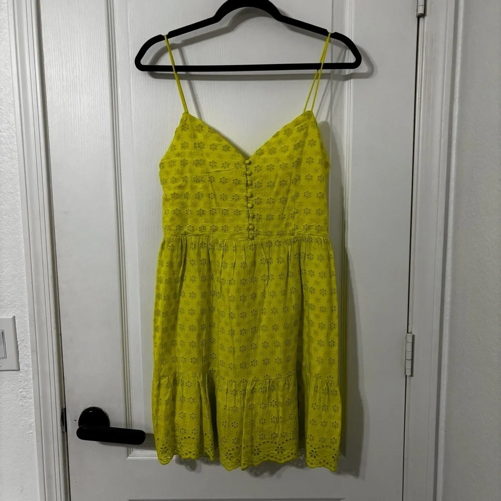 Alice + Olivia 'Fae' Eyelet Sleeveless Mini-Dress Lemon Sorbet Size 6